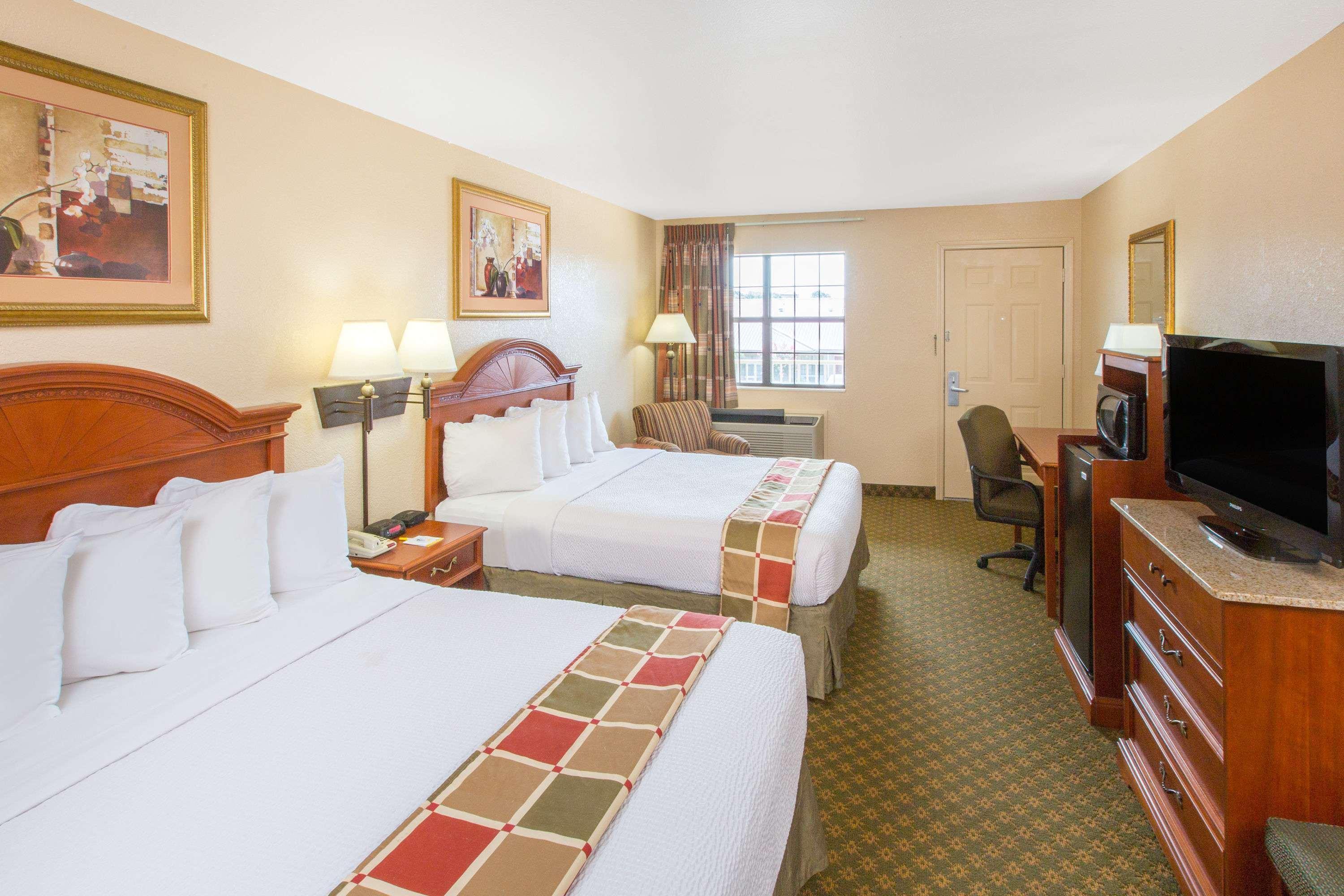 Days Inn By Wyndham Lonoke Esterno foto